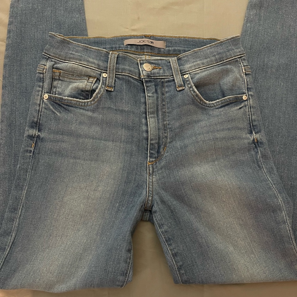 Joe’s jeans size 26 (Brenda)